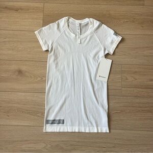 lululemon athletica White Short Sleeve Athletic Tee
